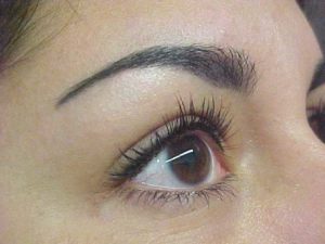 eyebrow threading photo